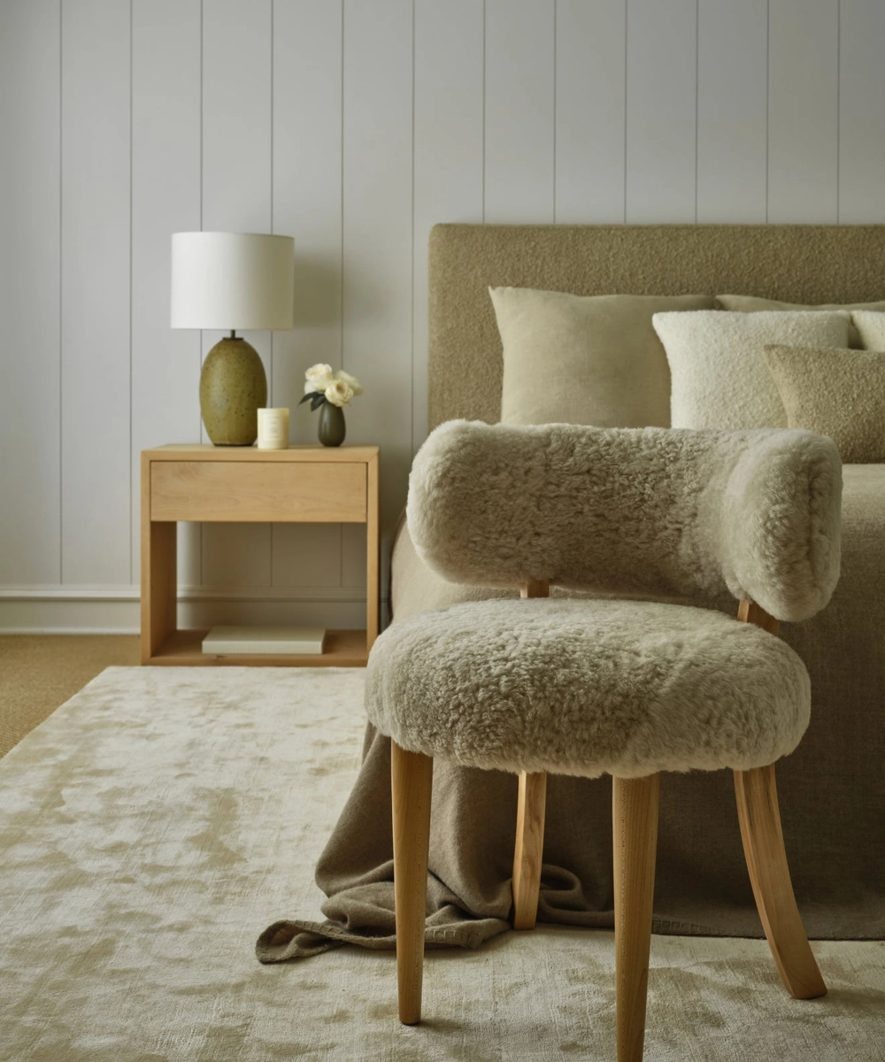 Brentwood Dressing Chair in Light Taupe Shearling