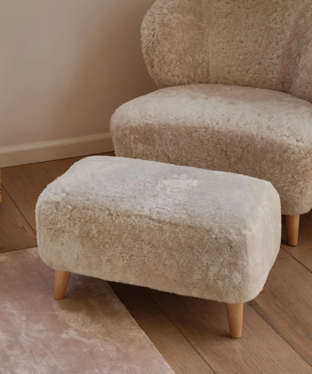 Brentwood Ottoman in Light Taupe Shearling